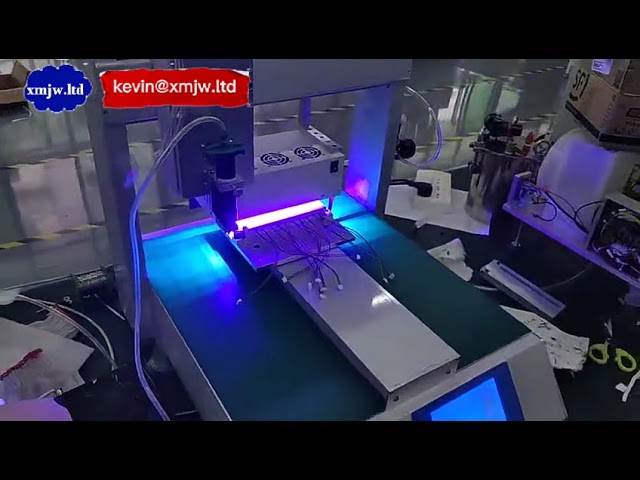 آلة توزيع الغراء بمحاور XYZ مع ضوء UV للتجفيف الفوري