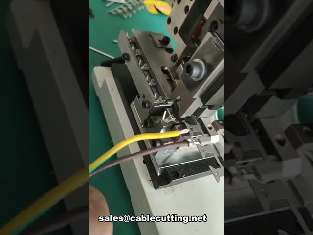 ماكينة أوتوماتيكية هوائية ذات قالب أفقي عريض جدًا - حل متطور للإنتاج