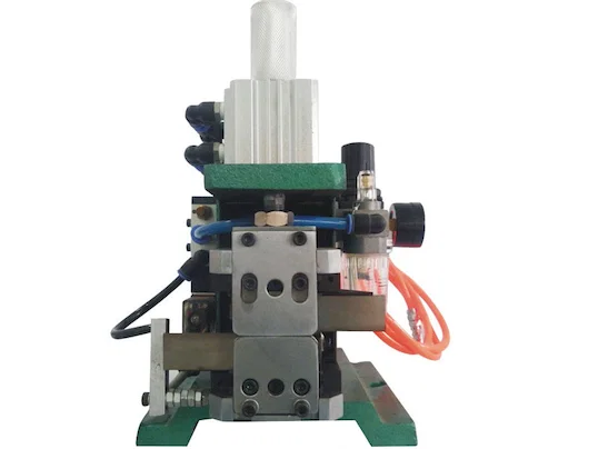 آلة تعرية ولف أسلاك متعددة النواة WPM-4F+T - آلة قطع وتعرية الأسلاك